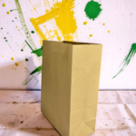 PEQUEÑA 33 x 23,5 Fondo 12 cms KRAFT SIN MANIJA